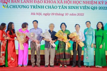 Ra mắt Ban Chủ nhiệm Khoa XHH 2022-2027 và Chào Tân SV K67 - Ảnh 20