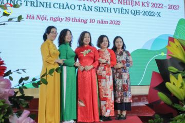 Ra mắt Ban Chủ nhiệm Khoa XHH 2022-2027 và Chào Tân SV K67 - Ảnh 2