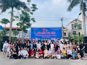 Lớp K64 Xã hội học thực tập phương pháp tại xã An Phú, huyện Mỹ Đức, TP Hà Nội